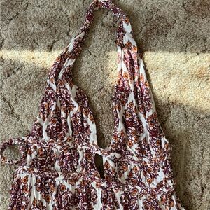 ILLA ILLA Women's Backless Dress in White and Purple Floral